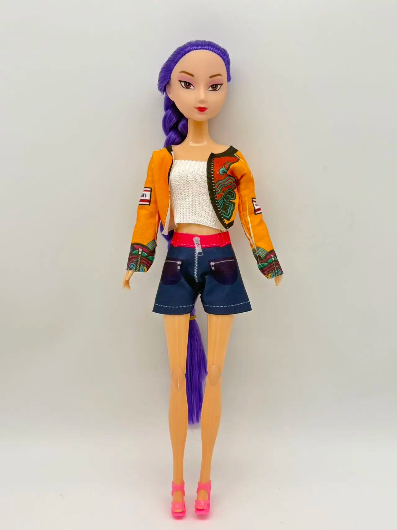 2026 New Model Girls' Gift Toy Princess Figurine Doll with Long Hair, Interchangeable Clothes, and Articulated Joints