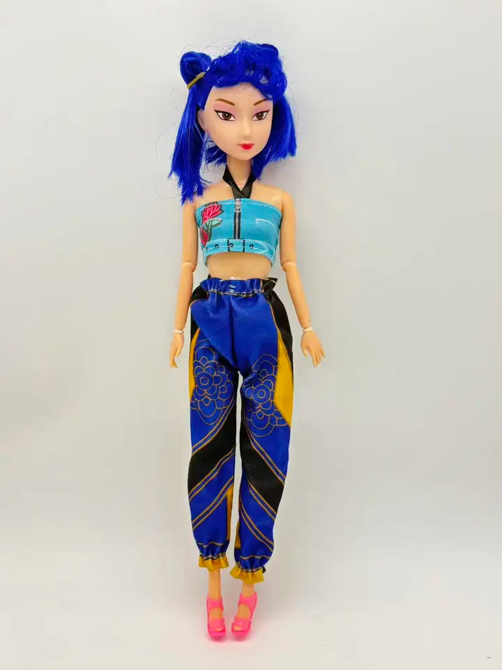 2026 New Model Girls' Gift Toy Princess Figurine Doll with Long Hair, Interchangeable Clothes, and Articulated Joints